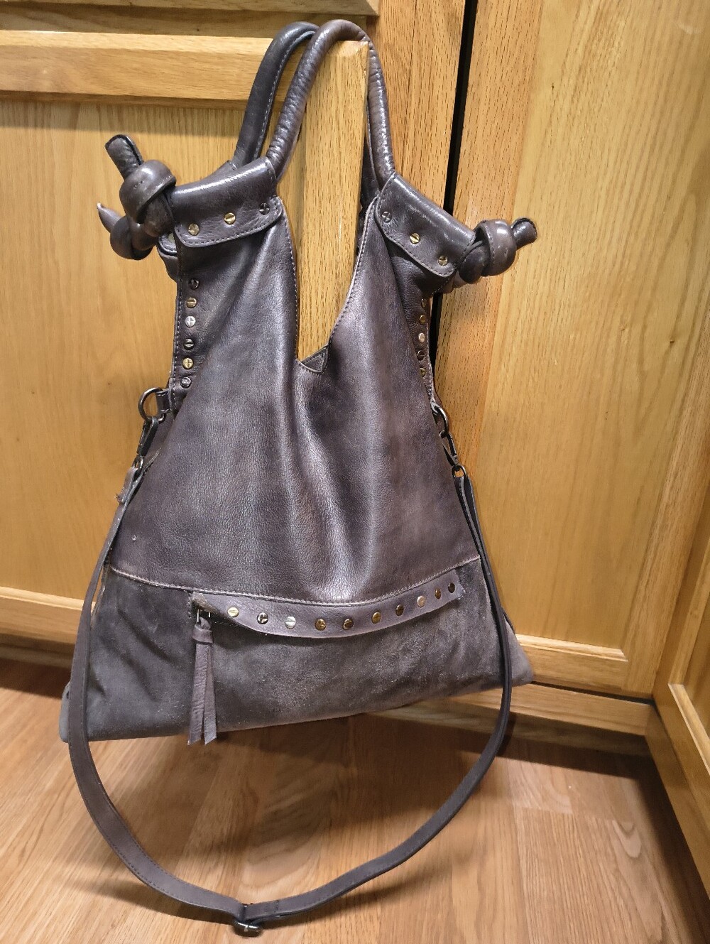 We The Free ♥️ Slouchie Leather Studded Shoulder Bag ♥️ Crossbody Tote Bag